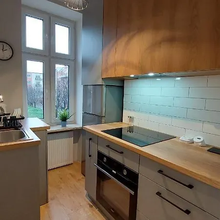 Przytulny Apartament- *